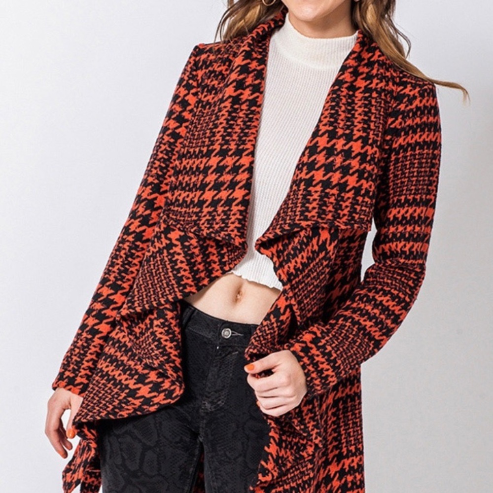 Houndstooth peplum blazer